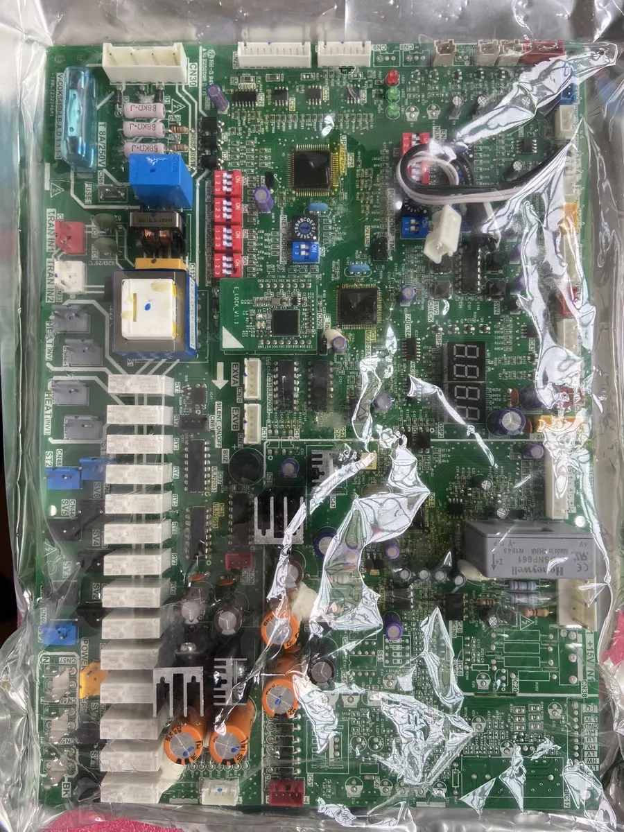 Midea Placa PCB control principal Midea VRF