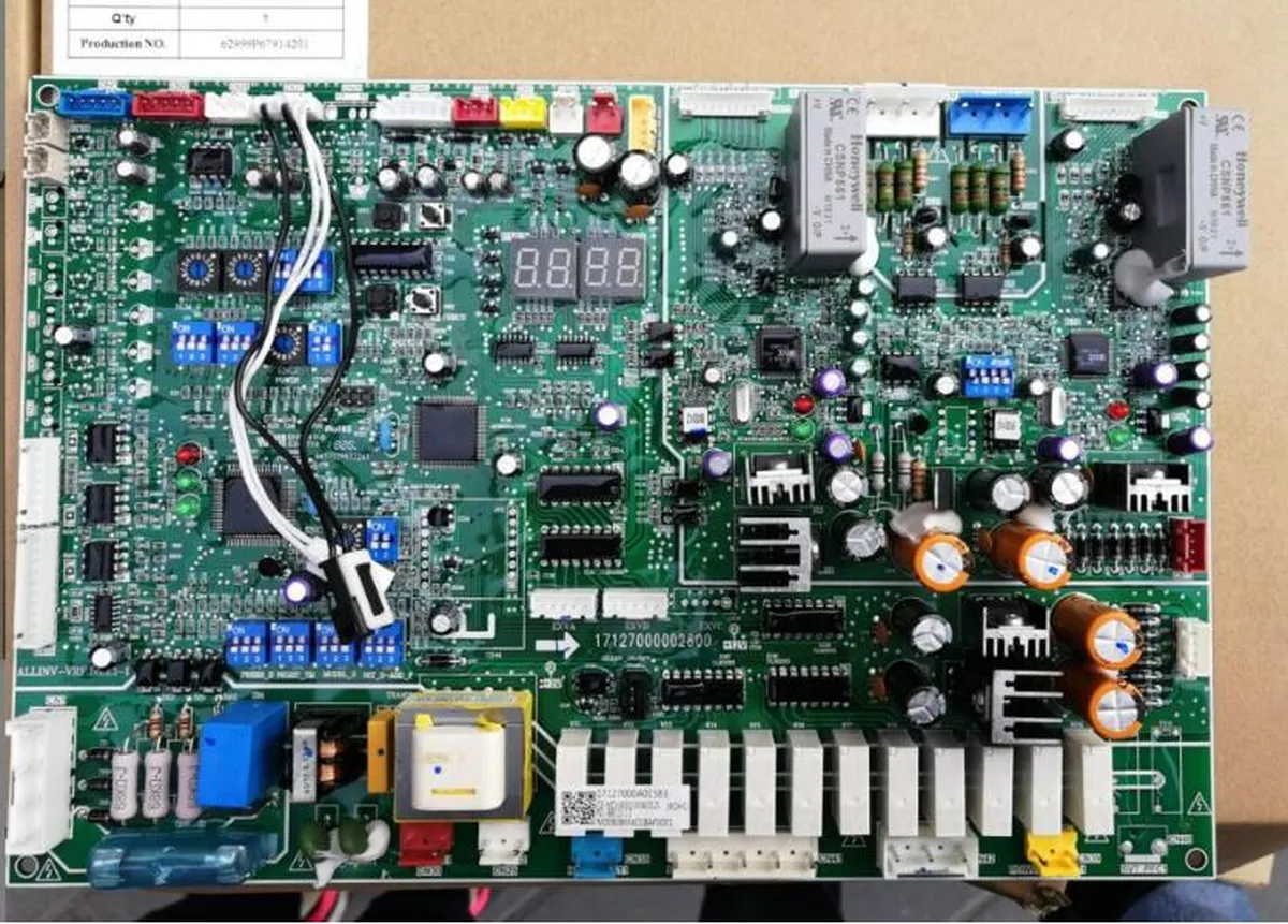 Trane Placa PCB control principal unidad exterior Trane VRF